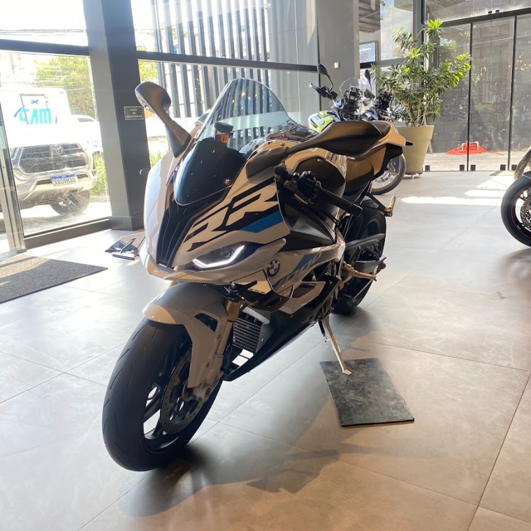 bmw s 1000 rr serie m4