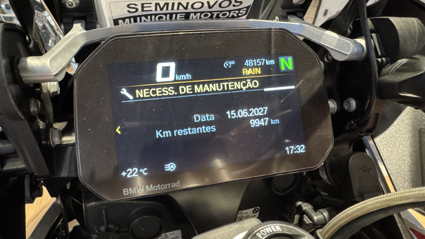 BMW R 1250 GS ADVENTURE PREMIUM RALLYE11