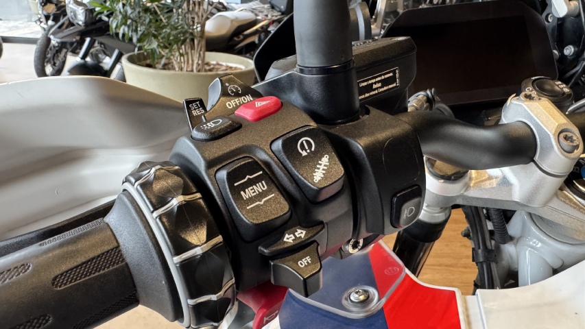 BMW R 1250 GS ADVENTURE PREMIUM TROPHY6