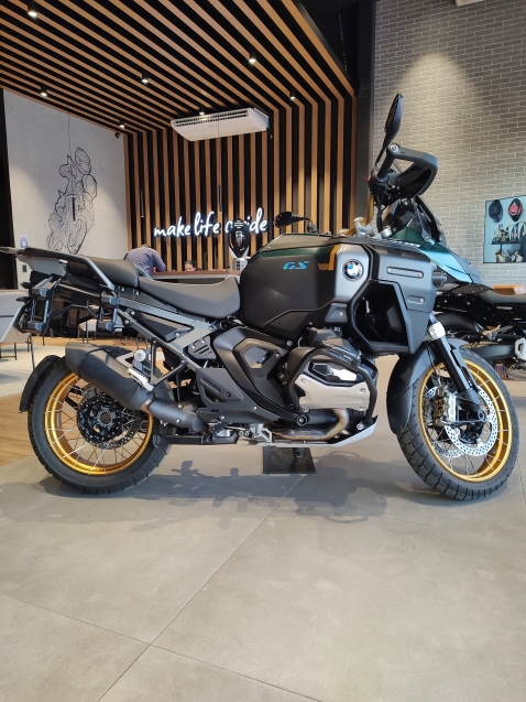 BMW R 1300 GS ADVENTURE OPTION 719