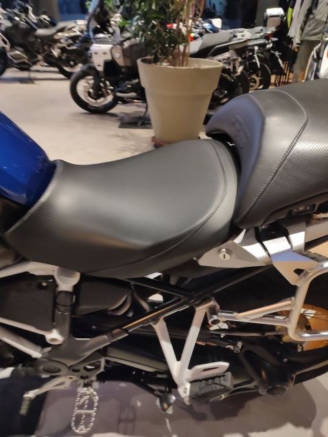 BMW R 1250 GS ADVENTURE PREMIUM RALLYE7