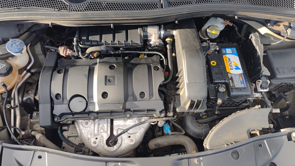 peugeot 2008 1.6 16v flex griffe 4p automatico 2019 peugeot 2008 1.6 16v flex griffe 4p automatico 2019