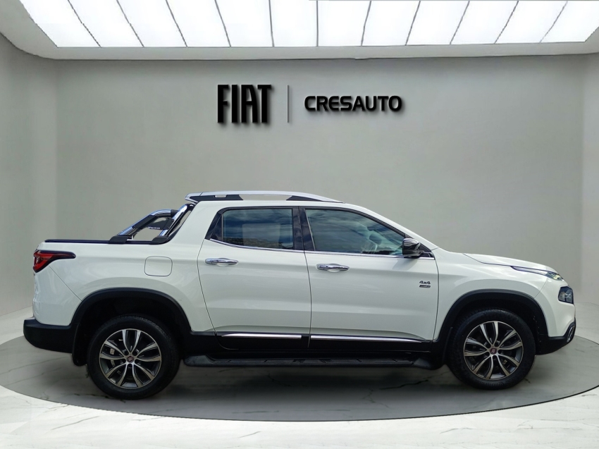 fiat toro 2.0 16v turbo diesel volcano 4wd at9 5p automatico 2021