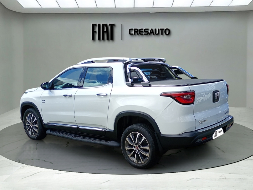 fiat toro 2.0 16v turbo diesel volcano 4wd at9 5p automatico 2021