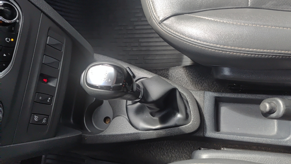 renault stepway 1.6 16v sce flex iconic x-tronic 5p automatico 2023 renault stepway 1.6 16v sce flex iconic x-tronic 5p automatico 2023