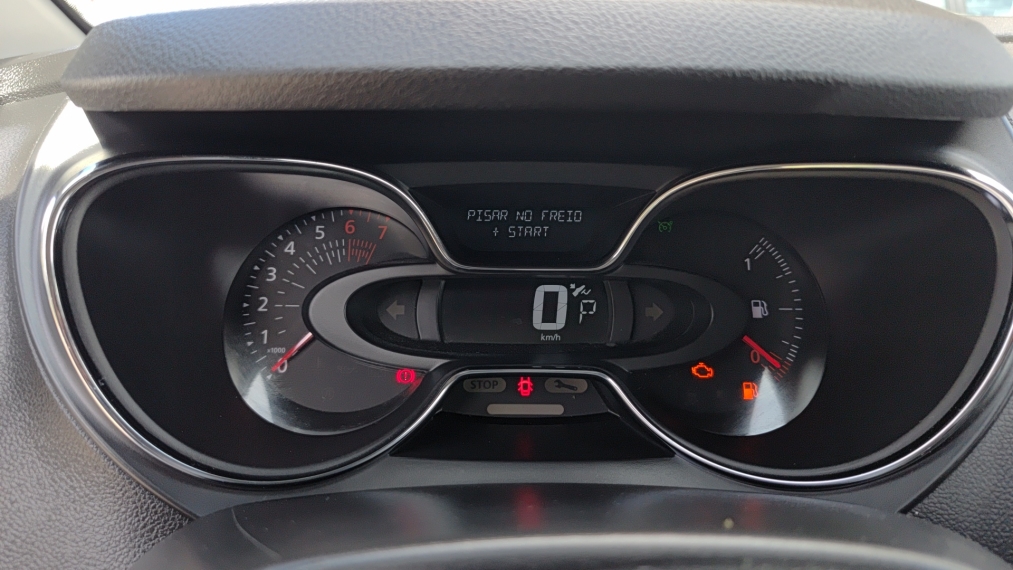 renault captur 1.6 16v sce flex intense x-tronic 5p automatico 2019