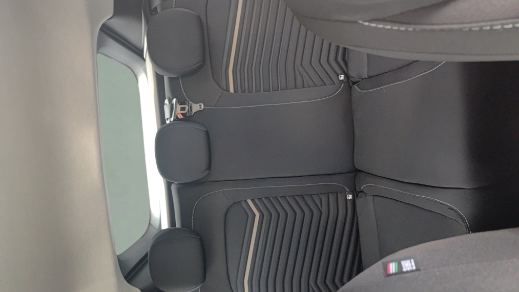 fiat fastback 1.0 turbo 200 flex cvt 5p automatico 2025