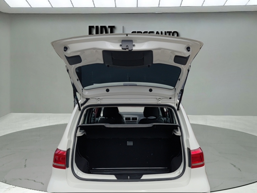 volkswagen fox 1.6 msi comfortline 8v flex 4p manual 5p 2016 volkswagen fox 1.6 msi comfortline 8v flex 4p manual 5p 2016
