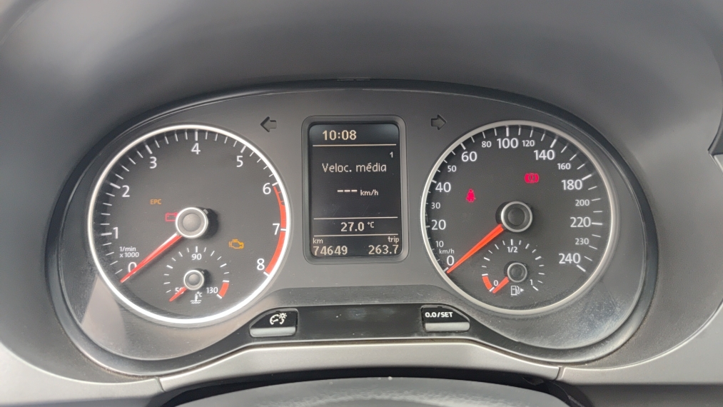 volkswagen fox 1.6 msi comfortline 8v flex 4p manual 5p 2016 volkswagen fox 1.6 msi comfortline 8v flex 4p manual 5p 2016