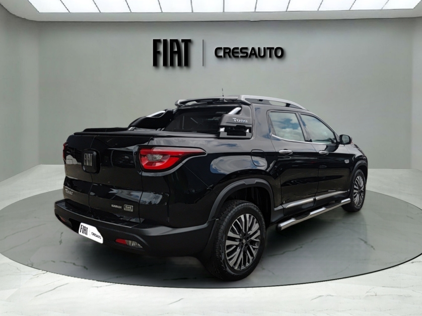 fiat toro 2.0 16v turbo diesel ranch 4wd at9 5p automatico 2025