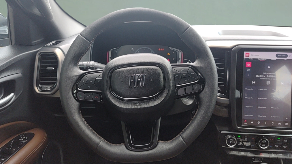 fiat toro 2.0 16v turbo diesel ranch 4wd at9 5p automatico 2025