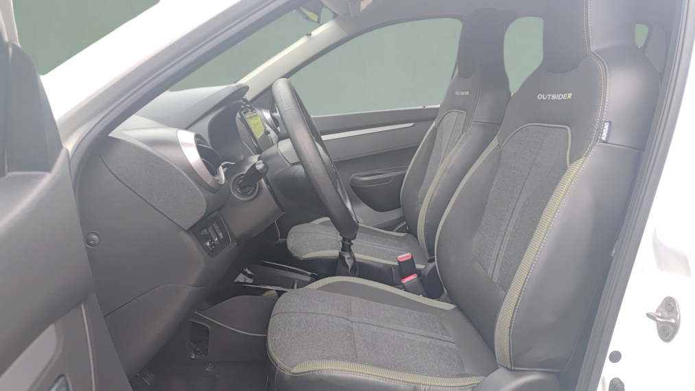 renault kwid 1.0 12v sce flex outsider manual 5p 2023 renault kwid 1.0 12v sce flex outsider manual 5p 2023