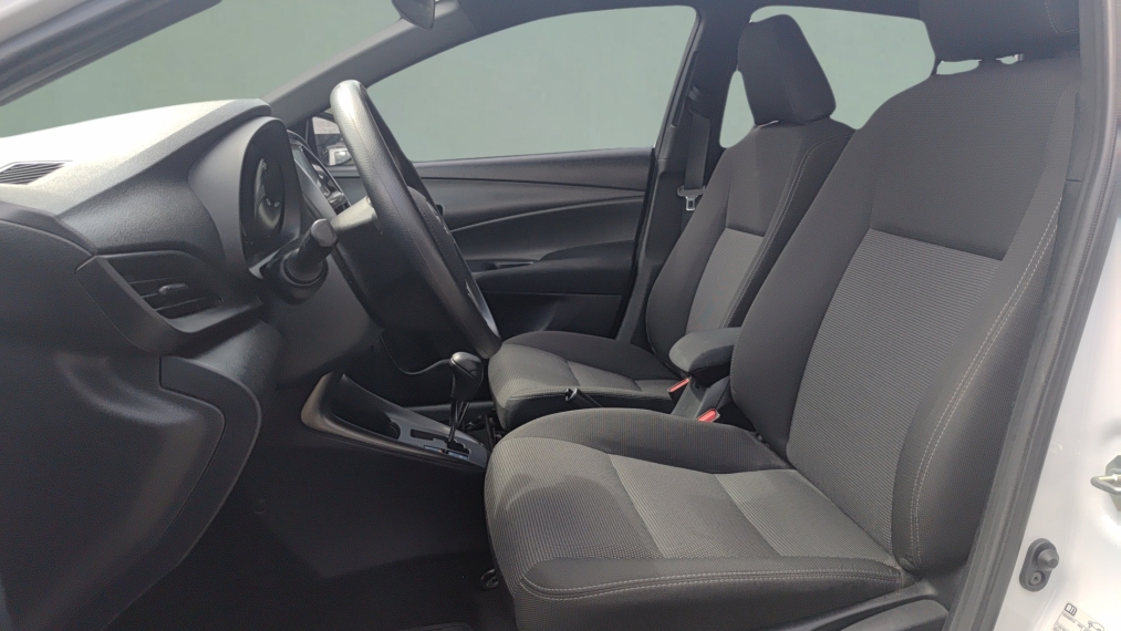 toyota yaris 1.5 16v flex xl multidrive 5p automatico 202410