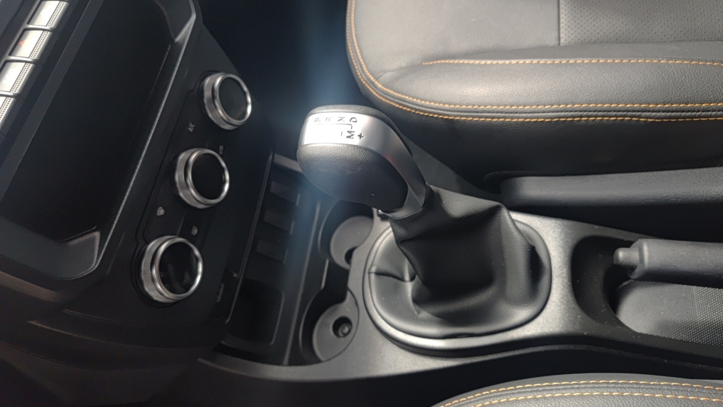 renault oroch 1.3 tce flex outsider x-tronic 5p automatico 202515