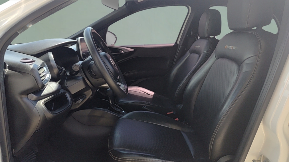 fiat argo 1.8 e.torq flex trekking at6 5p automatico 202010