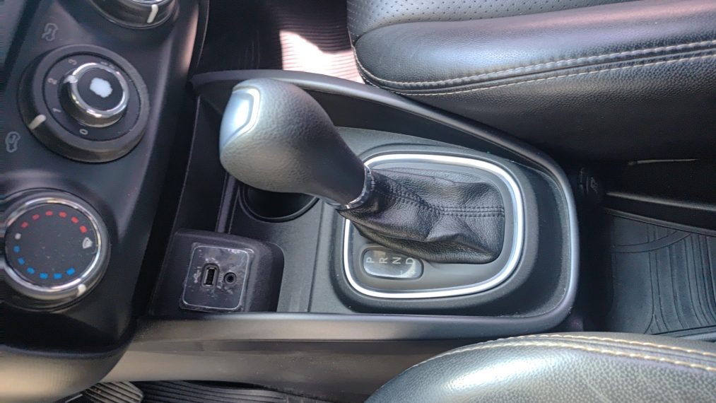 fiat argo 1.8 e.torq flex trekking at6 5p automatico 202015