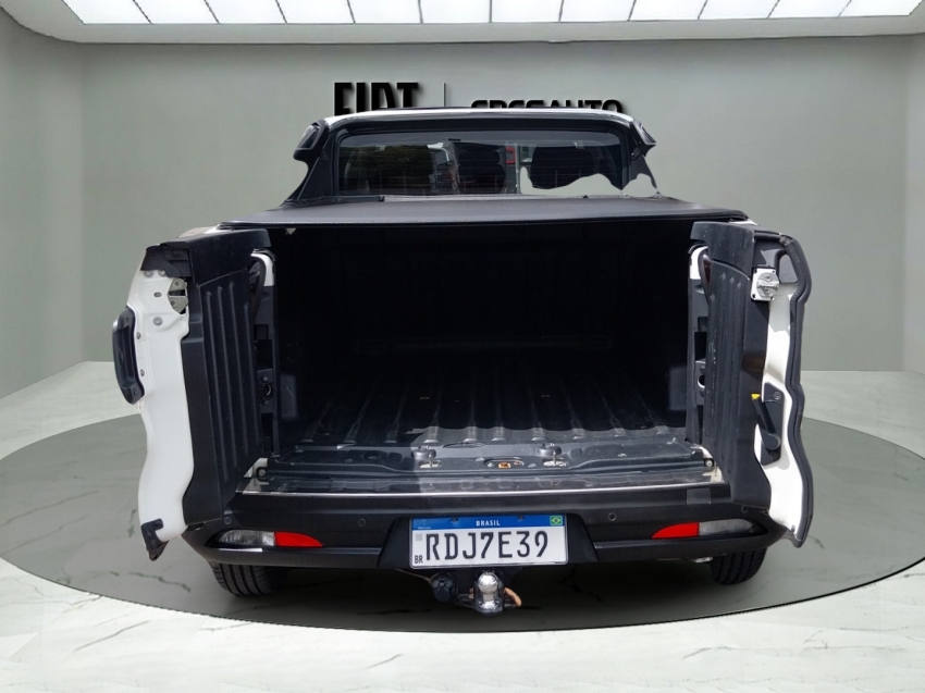 fiat toro 2.0 16v turbo diesel volcano 4wd at9 flex 5p automatico 202213