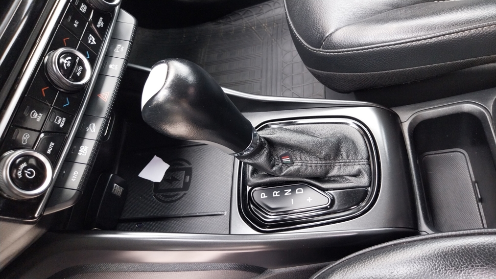 fiat toro 2.0 16v turbo diesel volcano 4wd at9 flex 5p automatico 202215