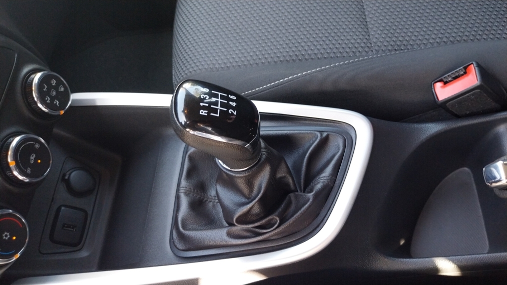 chevrolet onix 1.0 flex lt manual 5p 202415