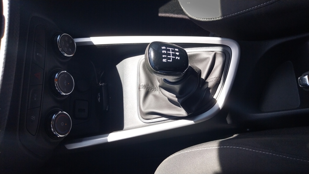 chevrolet onix 1.0 flex plus lt manual 5p 202315