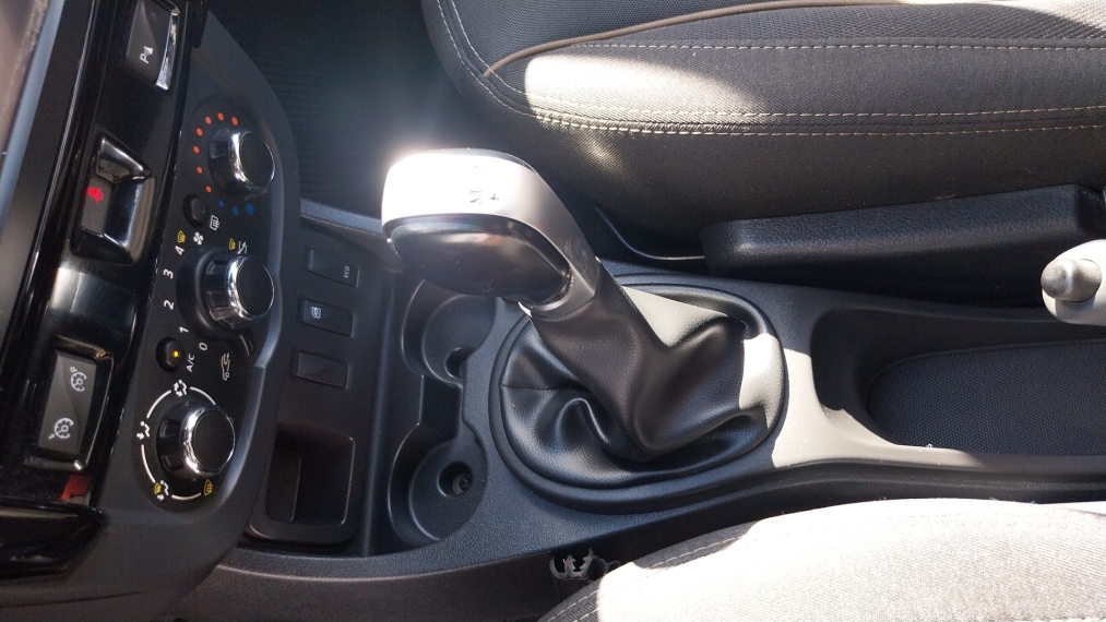 renault captur 1.6 16v sce flex life x-tronic 5p automatico 201815