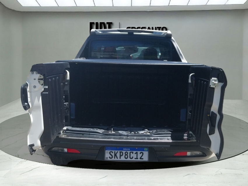 fiat toro 2.0 16v turbo diesel volcano 4wd at9 5p automatico 202513