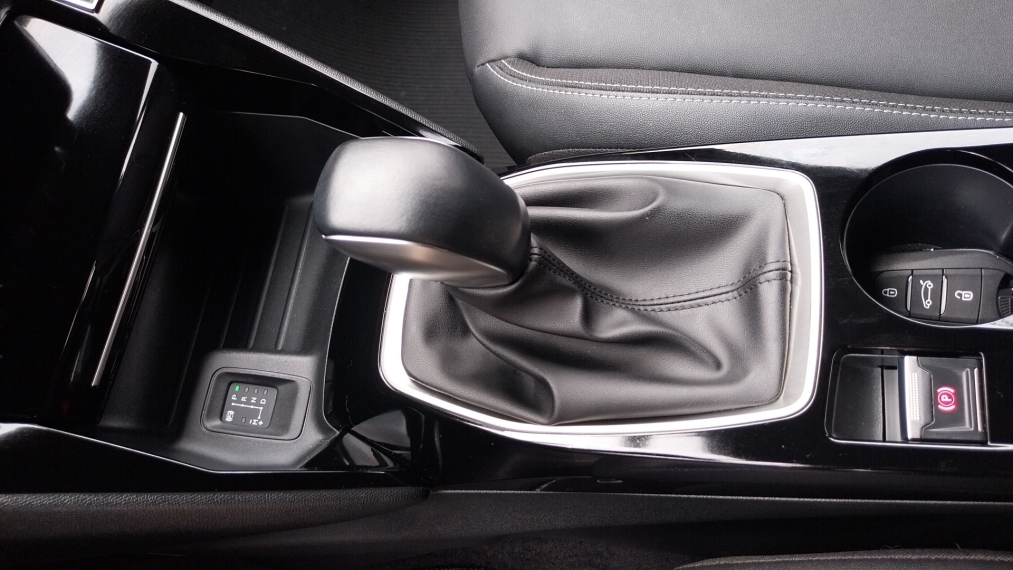 peugeot 2008 1.0 turbo 200 flex allure cvt 5p automatico 202515