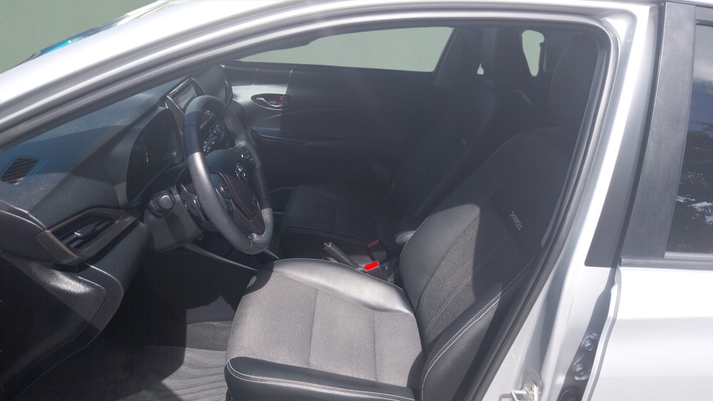 toyota yaris 1.5 16v flex sedan xs multidrive 5p automatico 202510