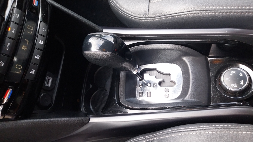 peugeot 2008 1.6 16v thp flex style 4p automatico 5p 202315