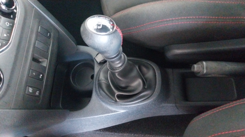 renault sandero 2.0 16v hi-flex rs manual flex 5p 202215