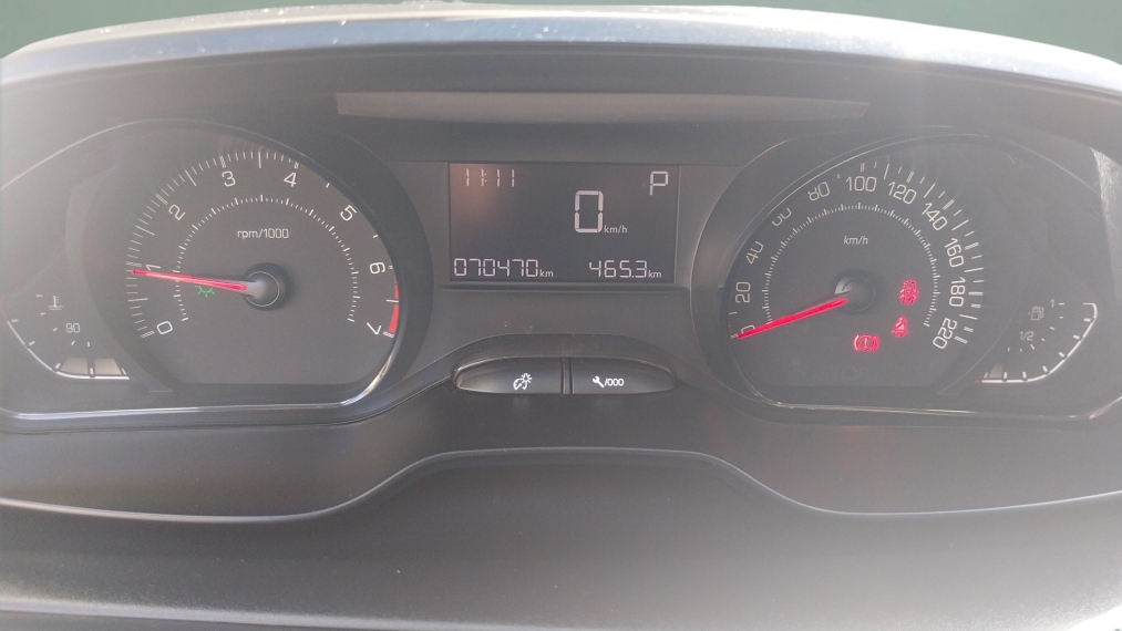peugeot 2008 1.6 16v flex roadtrip 4p automatico 5p 202412