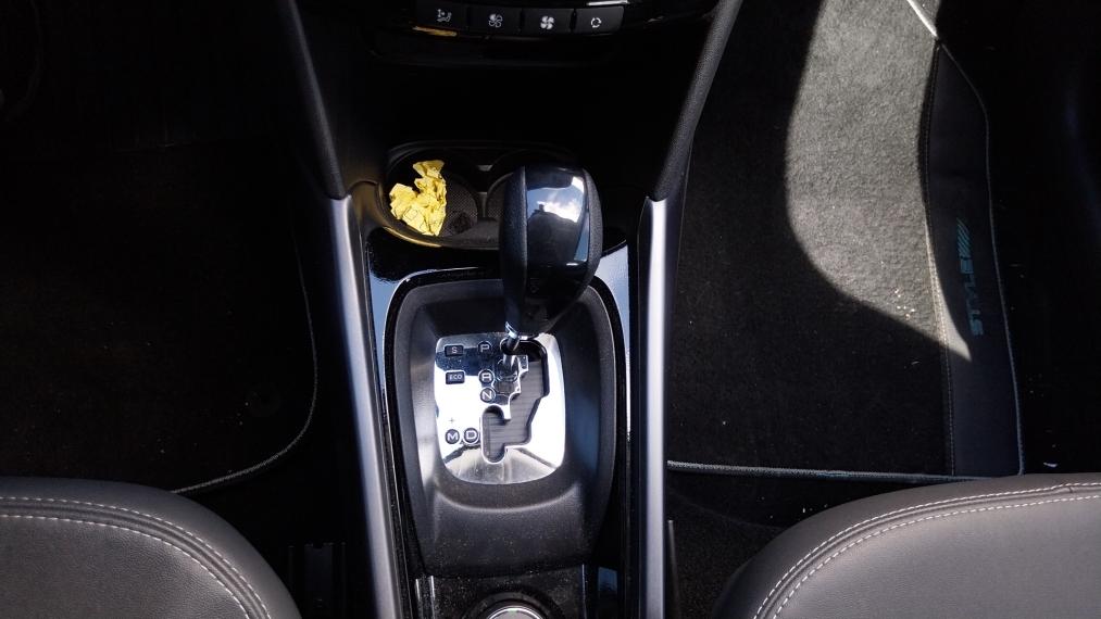 peugeot 2008 1.6 16v flex style 4p automatico 5p 202315