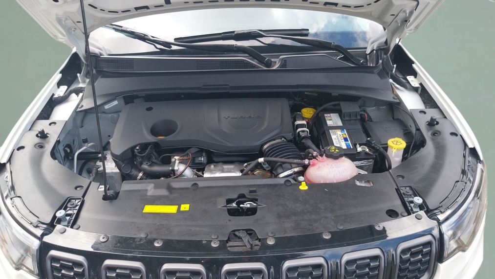 jeep compass 1.3 t270 turbo flex longitude at6 5p automatico 202514