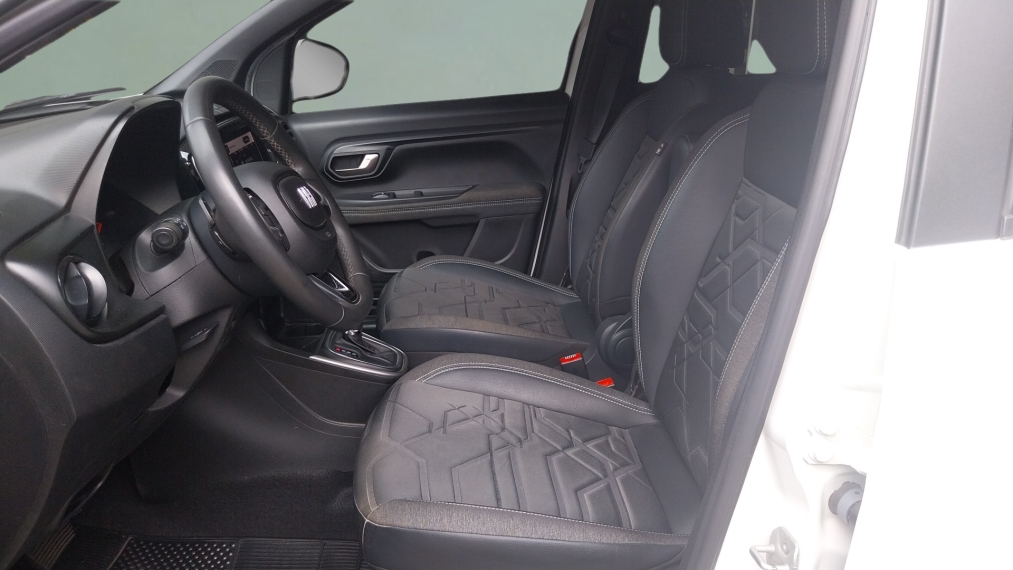 fiat strada 1.3 firefly flex volcano cd cvt 5p automatico 202410