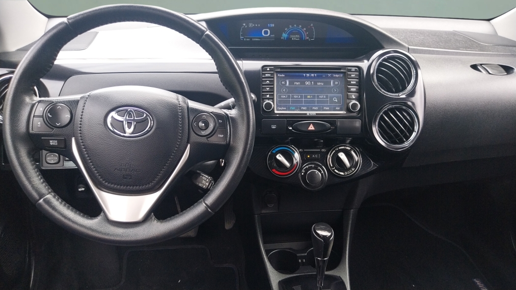 toyota etios 1.5 platinum 16v flex 4p automatico 5p 20188
