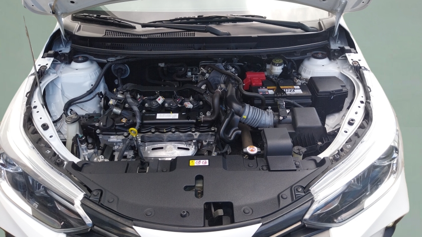 toyota yaris 1.5 16v flex xs multidrive 5p automatico 202514