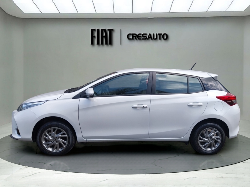 toyota yaris 1.5 16v flex xs multidrive 5p automatico 20252