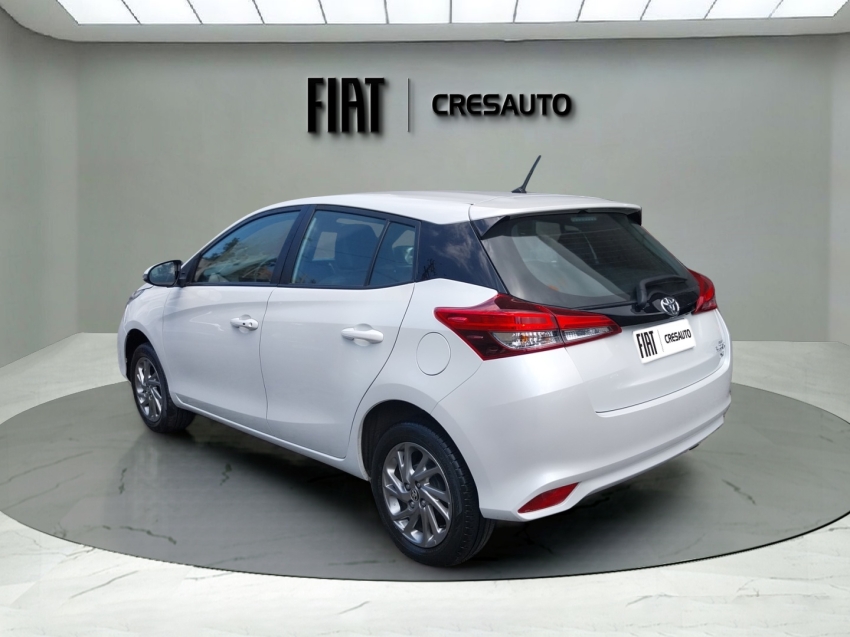 toyota yaris 1.5 16v flex xs multidrive 5p automatico 20253