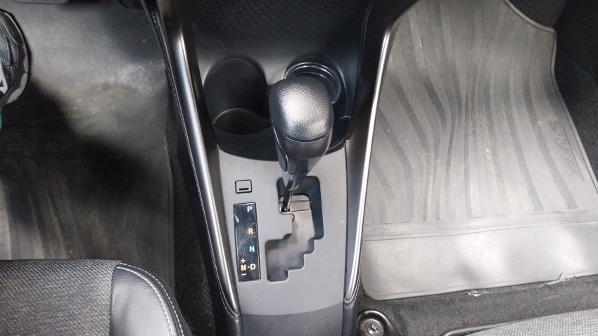 toyota yaris 1.5 16v flex xs multidrive 5p automatico 202515