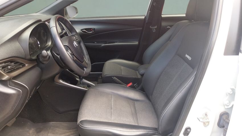 toyota yaris 1.5 16v flex xs multidrive 5p automatico 202510
