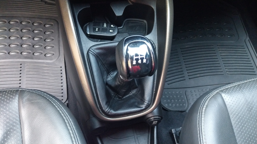 fiat cronos 1.3 firefly flex drive manual 5p 202213