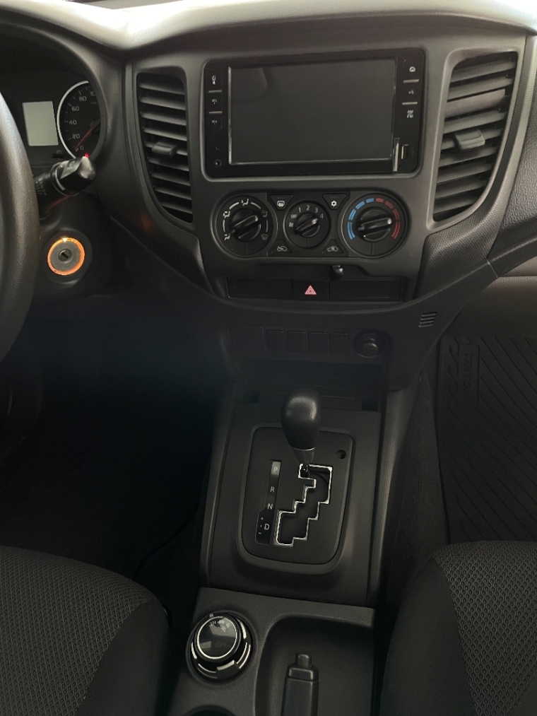 mitsubishi l200 triton sport gls 2.4 diesel 4p automatico 2019 mitsubishi l200 triton sport gls 2.4 diesel 4p automatico 2019