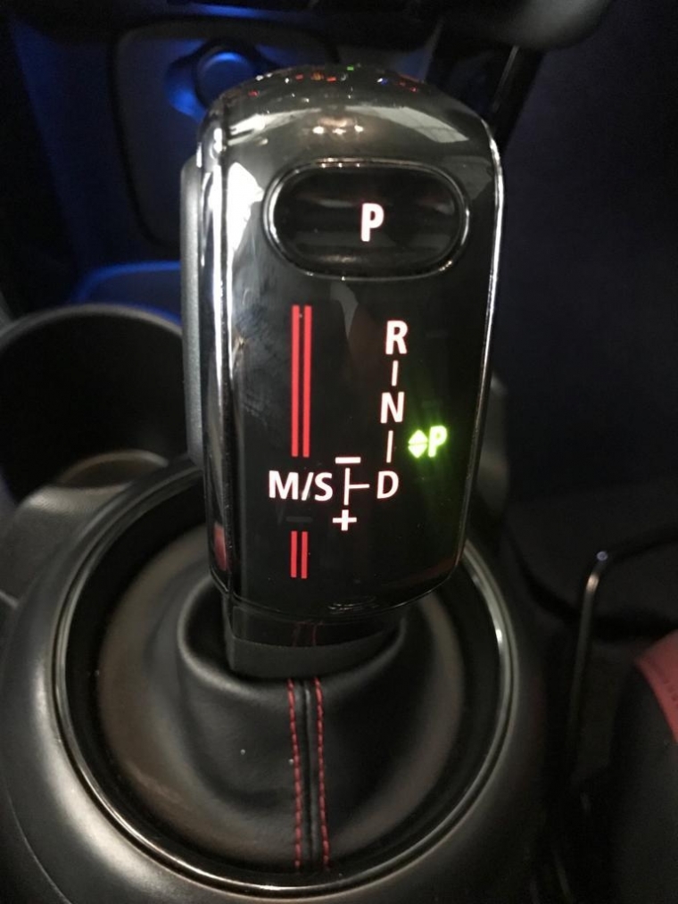 mini cooper hatch jcw 3p 2.0 gasolina automatico 2019 mini cooper hatch jcw 3p 2.0 gasolina automatico 2019