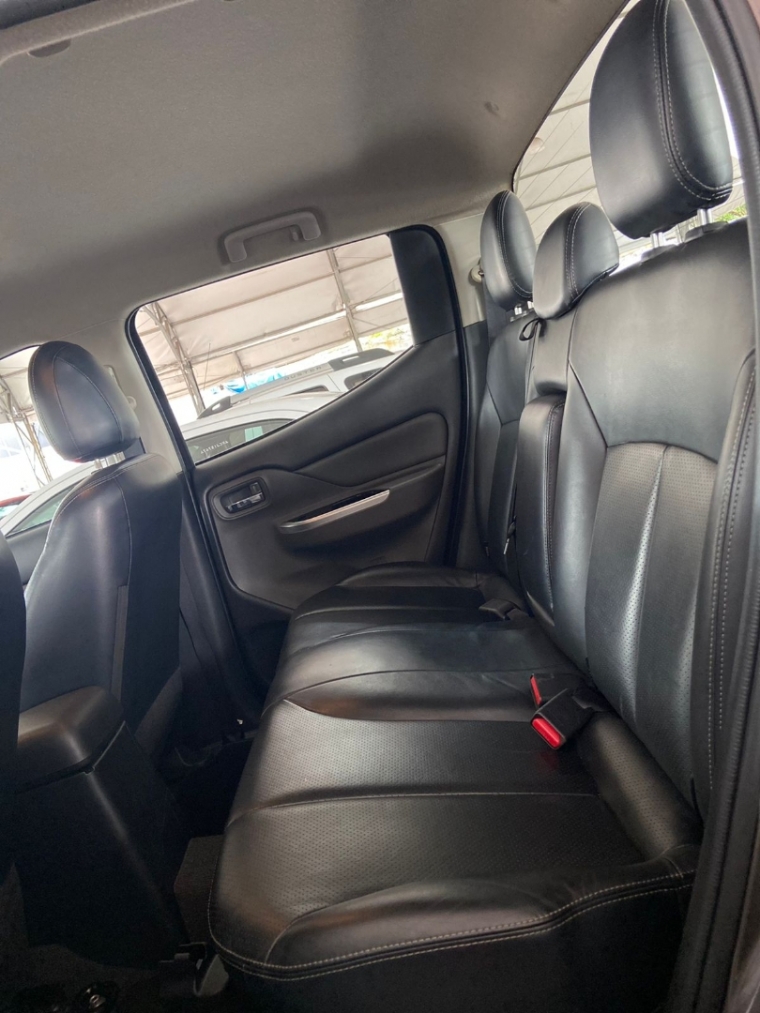 mitsubishi l200 triton sport hpes 2.4 diesel 4p automatico 2019 mitsubishi l200 triton sport hpes 2.4 diesel 4p automatico 2019