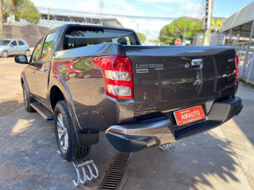 mitsubishi l200 triton sport hpes 2.4 diesel 4p automatico 2019 mitsubishi l200 triton sport hpes 2.4 diesel 4p automatico 2019