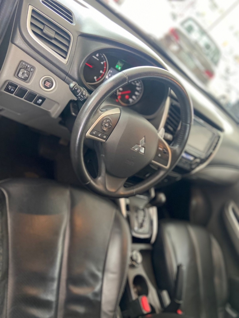 mitsubishi l200 triton sport hpes 2.4 diesel 4p automatico 2019 mitsubishi l200 triton sport hpes 2.4 diesel 4p automatico 2019