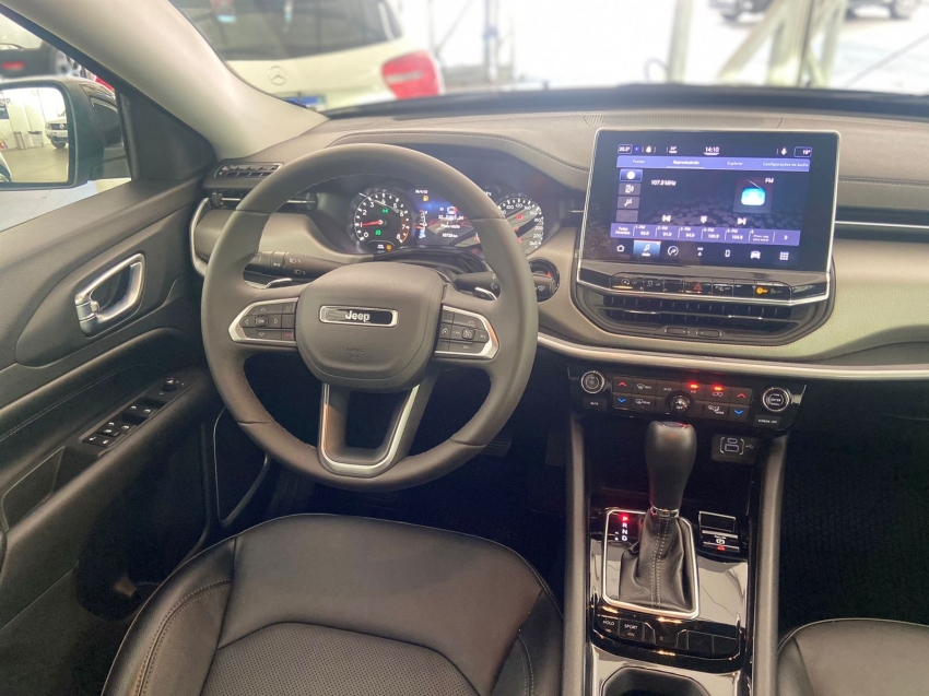 jeep compass long t270 1.3 tb 4x2 flex 5p automatico 2022 jeep compass long t270 1.3 tb 4x2 flex 5p automatico 2022