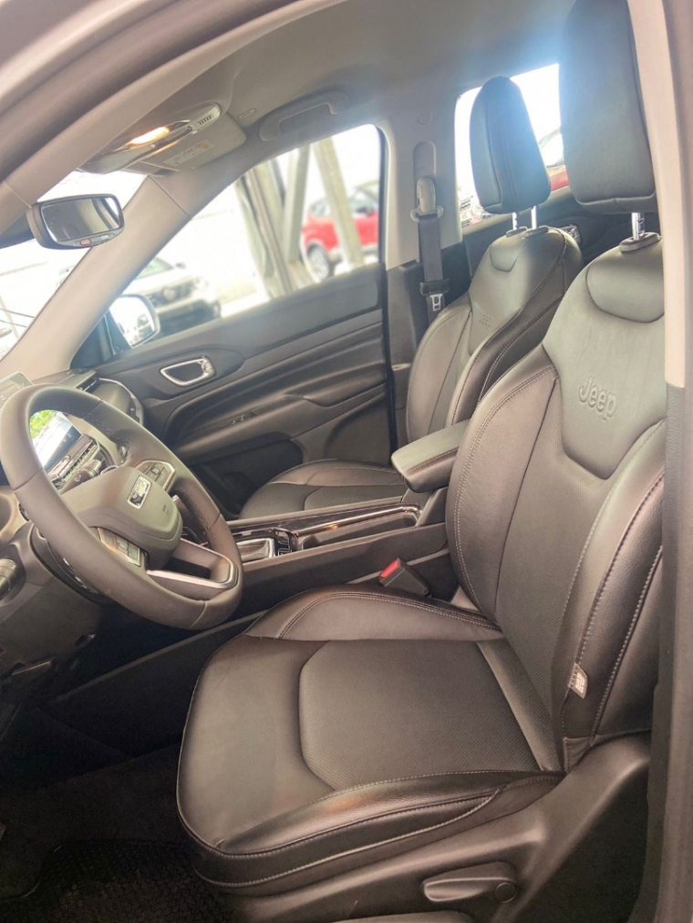 jeep compass long t270 1.3 tb 4x2 flex 5p automatico 2022 jeep compass long t270 1.3 tb 4x2 flex 5p automatico 2022