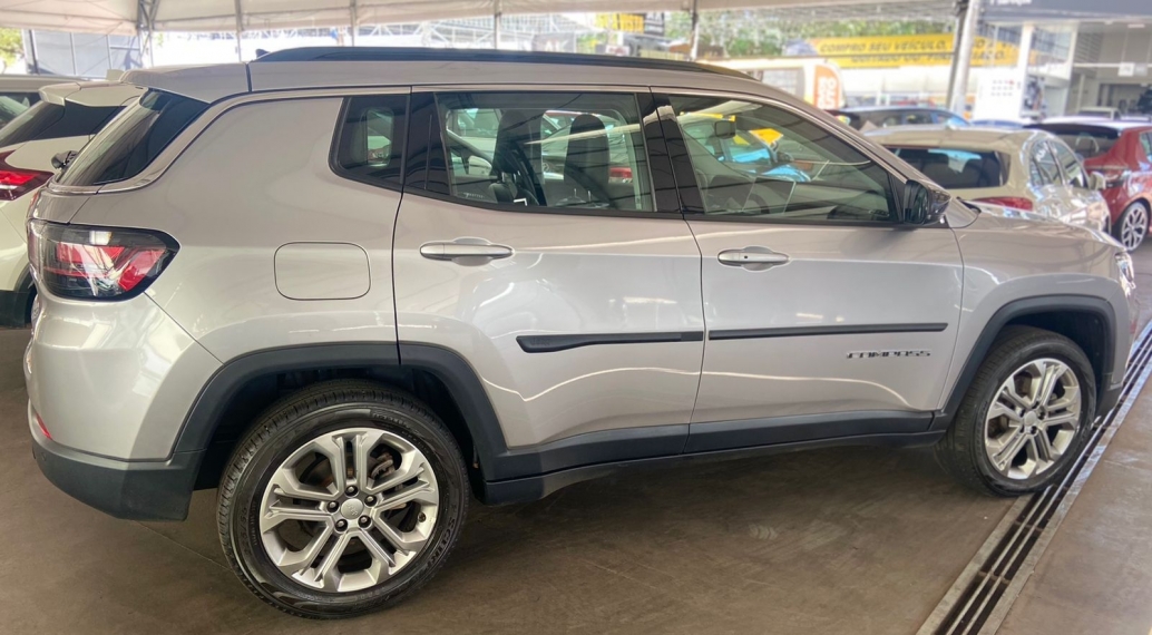 jeep compass long t270 1.3 tb 4x2 flex 5p automatico 2022 jeep compass long t270 1.3 tb 4x2 flex 5p automatico 2022