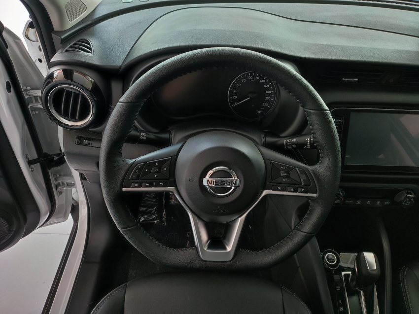 nissan kicks exclusive + pack tech 1.6 flex 5p manual 2022 nissan kicks exclusive + pack tech 1.6 flex 5p manual 2022